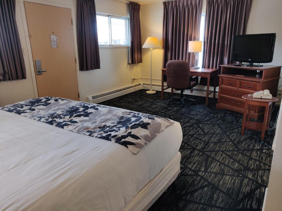 Skyline Motor Inn Cody Dış mekan fotoğraf
